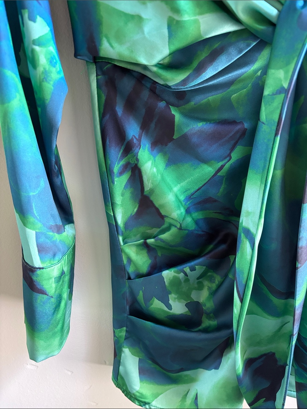 Runaway The Label Ruby Calista Green Tie-Front Mini Dress - Picture 6 of 9